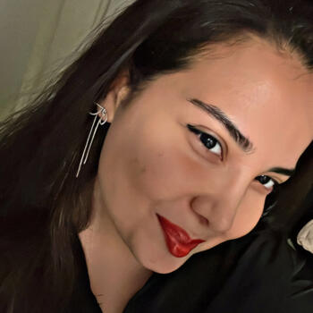 Babysitter in Milan: Hadis