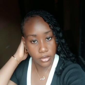 Babysitter in Benin City: Thelma