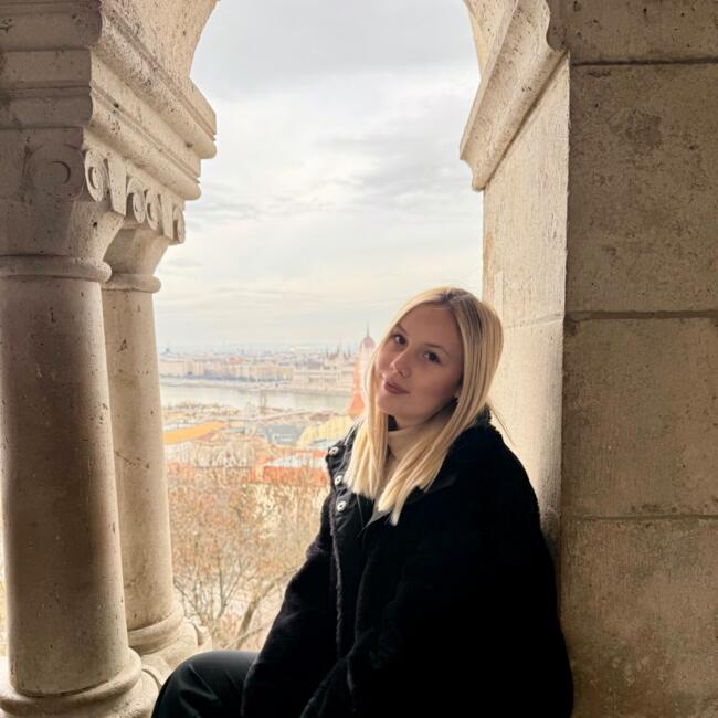 Babysitter in Bugnicourt: Clara