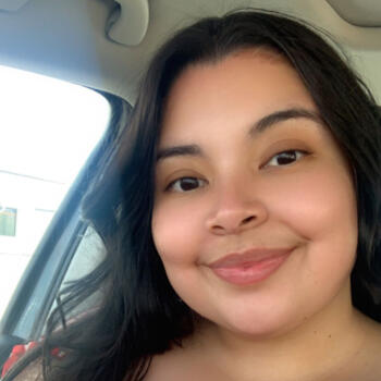 Babysitter in El Paso: Desiraee