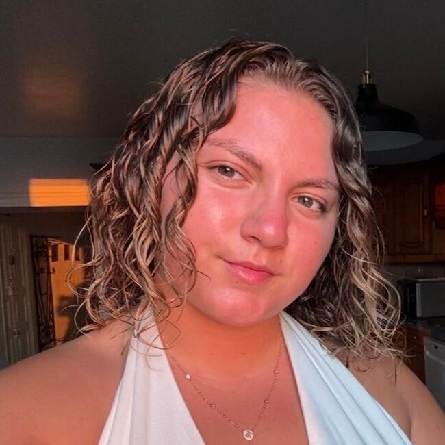 Babysitter in Lyon: Laura