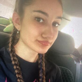 Babysitter a Ronago: Aurora