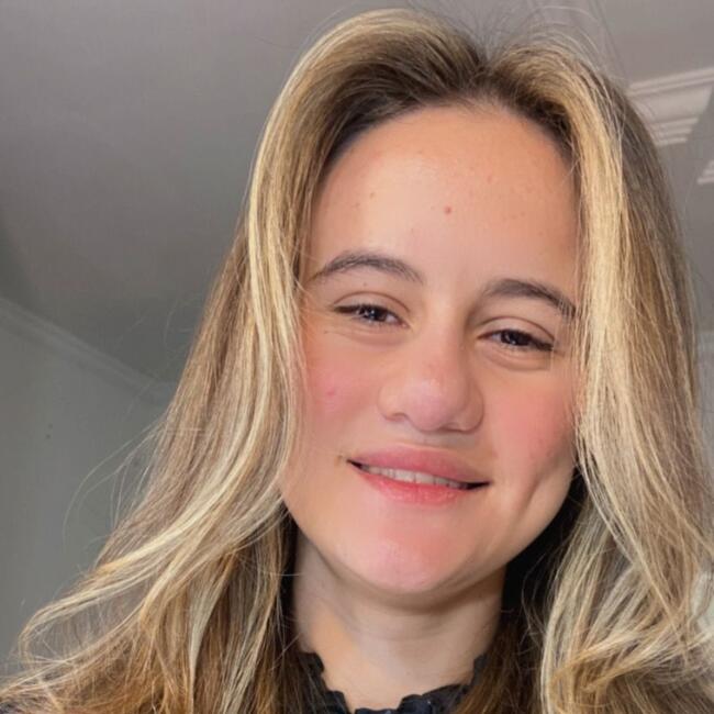 Babysitter in Montes Claros: Ana Flavia