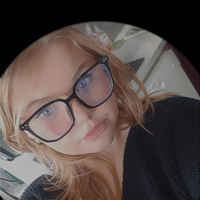 Babysitter in Dives-sur-Mer: Mélina