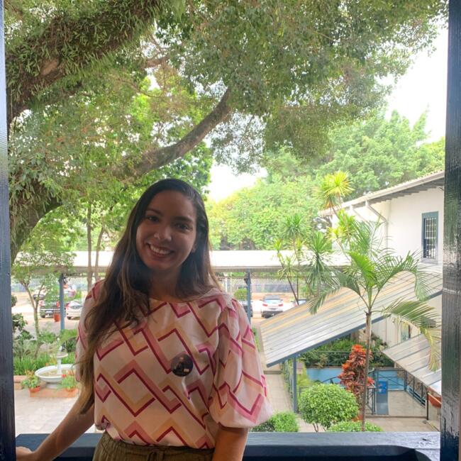 Babá em Belém: Cláudia Luiza