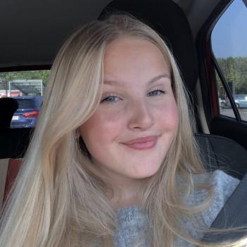Barnvakter i Handen: Alicia