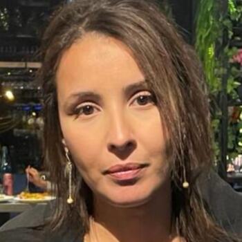 Babysitter in Saint-Ouen: Sonia
