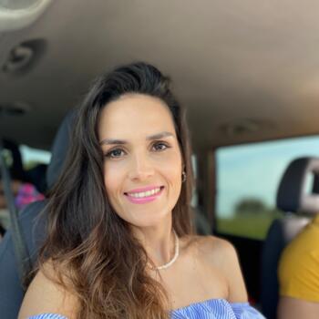 Trabalho de babysitting em Vila Nova de Gaia: Trabalho de babysitting Márcia