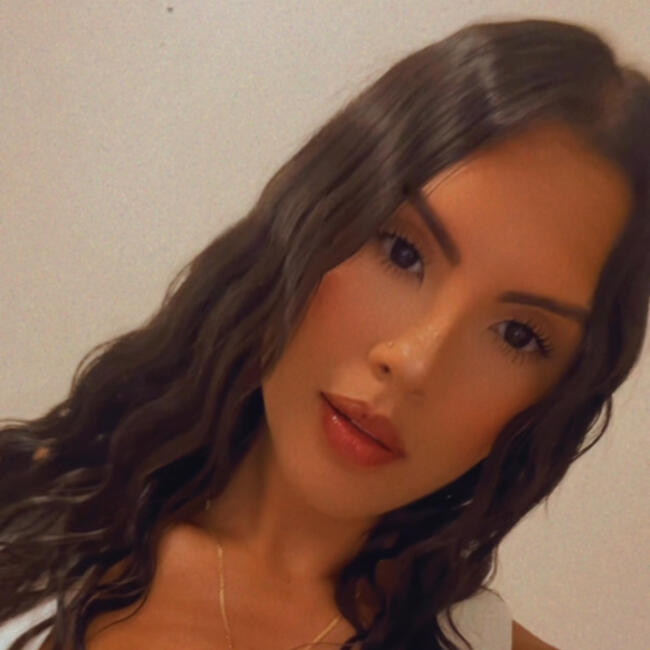 Canguro en Elda: Valentina