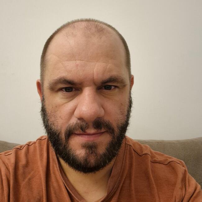 Babysitting job in Al Ain: Tom