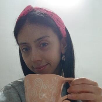 Babysitter in Morón: Iris