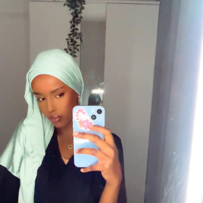 Babysitter in London: Samira