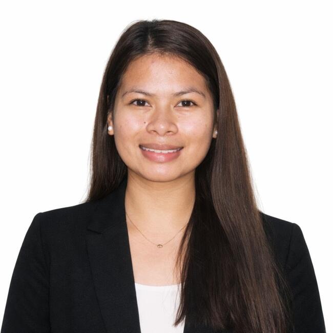 Babysitter in Makati City: Christine
