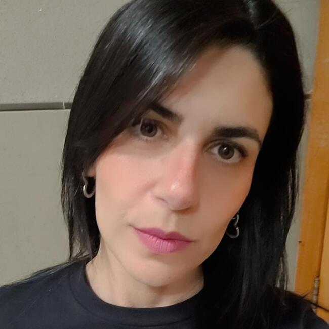 Babysitting job in Goiânia: Marcela