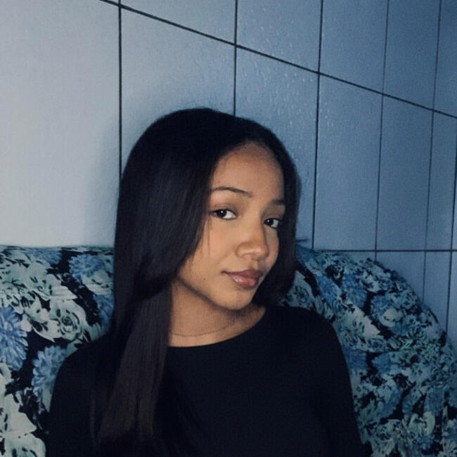 Babysitter in Itabuna: Emily