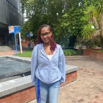 Babysitter Bloemfontein: Thando