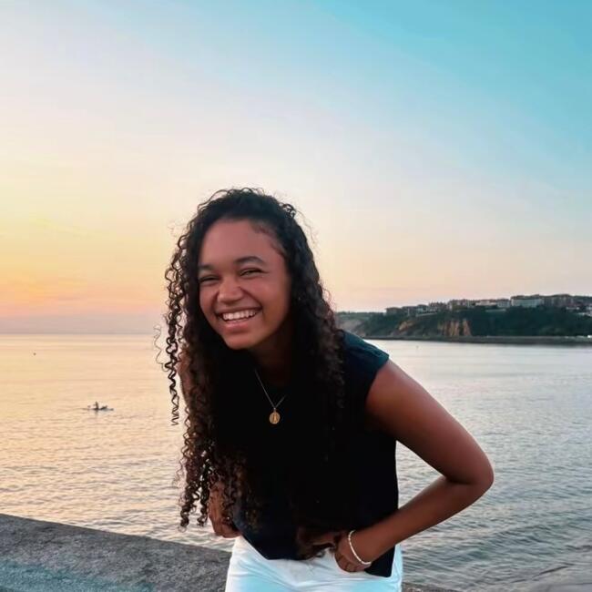 Niñera en Getxo: Noa