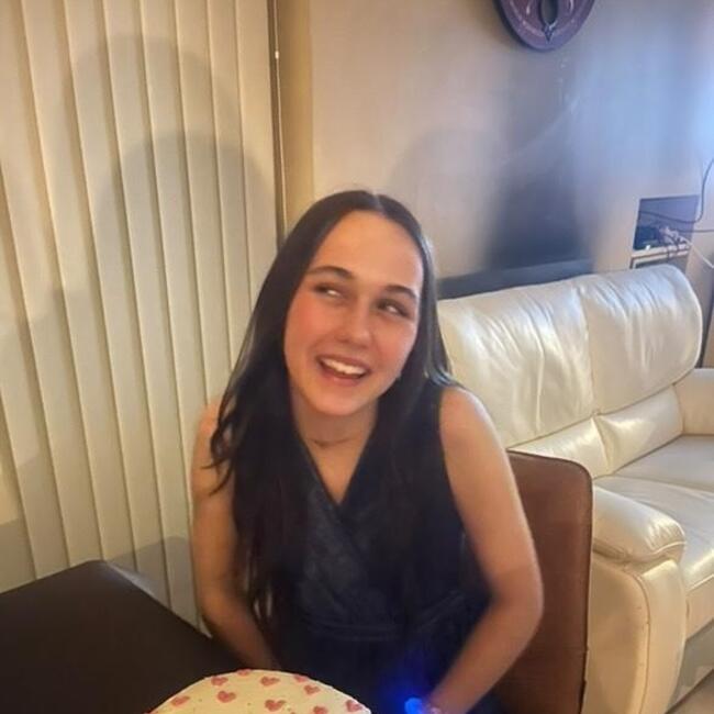 Babysitter in Amay: Nora