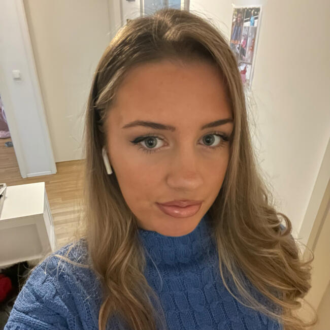 Babysitter in München: Celina