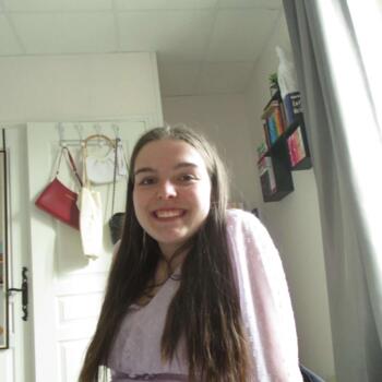 Babysitter in Heugon: Isa