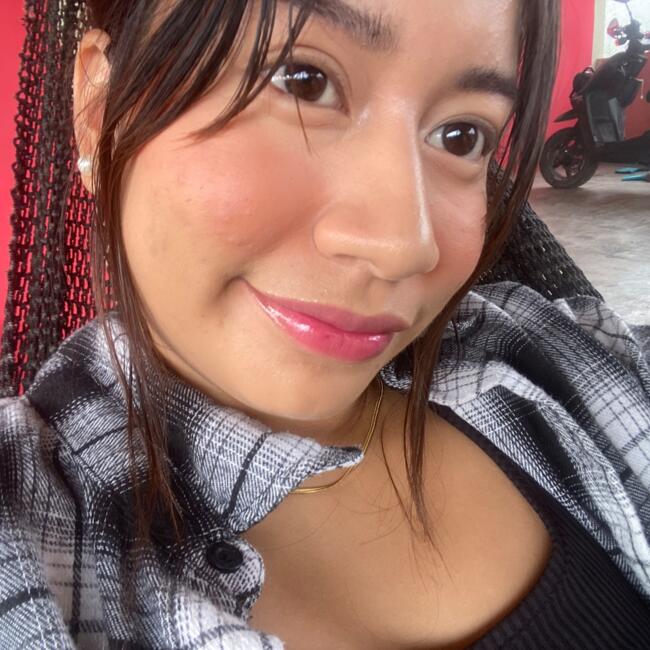 Babysitter in Milagro: Nahomi