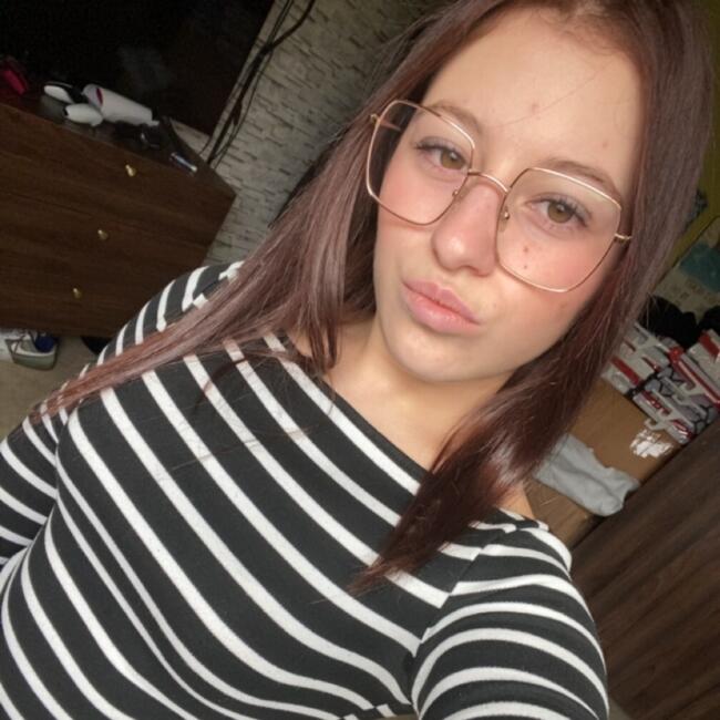 Babysitter in Loos-en-Gohelle: Sloane