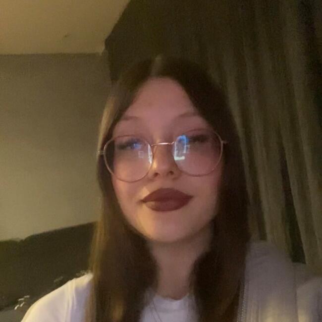 Babysitter in São João da Madeira: Sarah