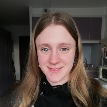 Babysitter in Saint-Maurice-sur-Moselle: Claire