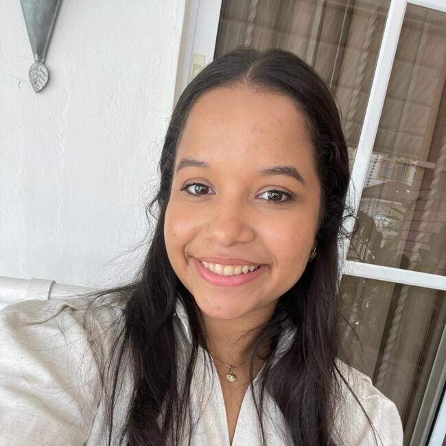 Babysitter in Santiago de los Caballeros: Alondra del Carmen