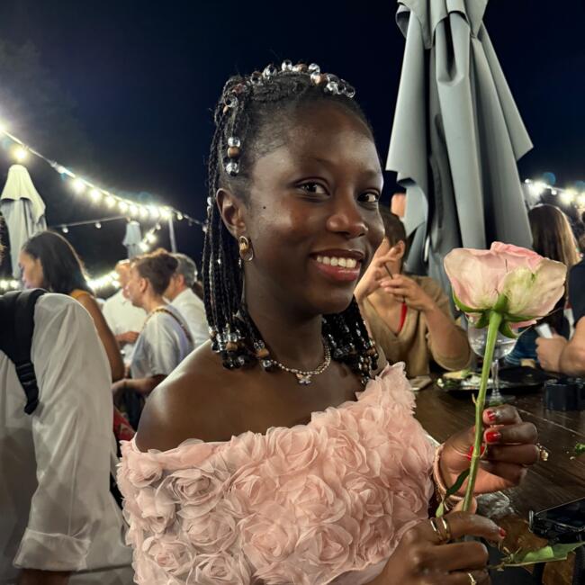 Babysitter in London: Tine