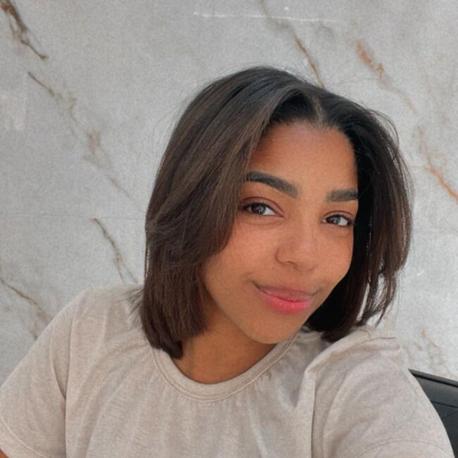 Babysitter in Itaboraí: Bruna