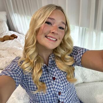 Babysitter in Warragul: Paige