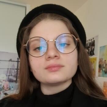 Baby-sitter in Serris: Alexia