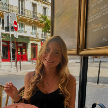 Babysitter in Rueil-Malmaison: Wang