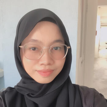 Pengasuh di Semenyih: Deanna