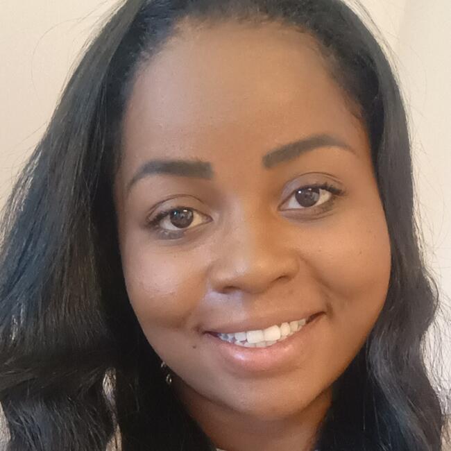 Babá em Porto Alegre: Bruna