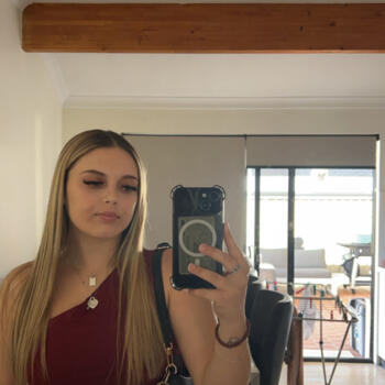 Babysitter Perth: Emma
