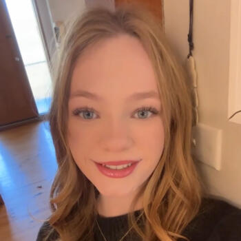 Babysitter Canberra: Ciara