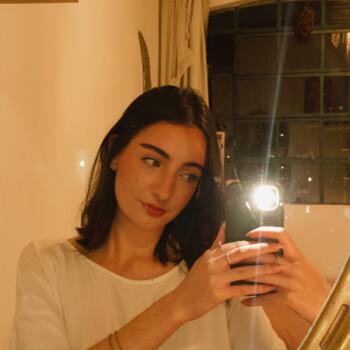 Babysitter Curitiba: Yasmin