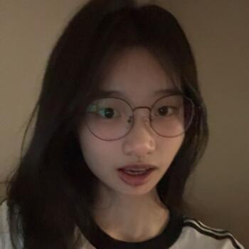 Pengasuh Kuching: Peggy