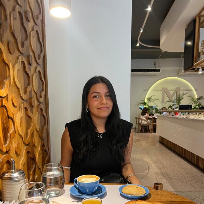 Babysitter in Santiago del Estero: Victoria