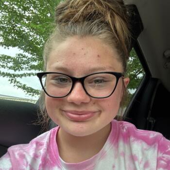 Babysitter in Shawano: Jenavieve