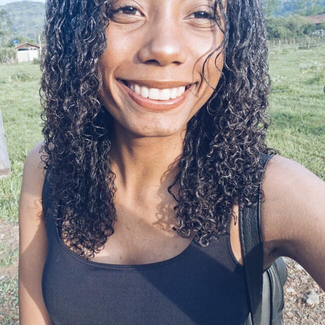 Babysitter in Porto Belo: Tatiane