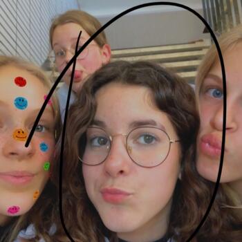 Babysitter in Brugge: Shania