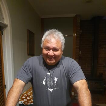Babysitting job in Christchurch: babysitting job Karl