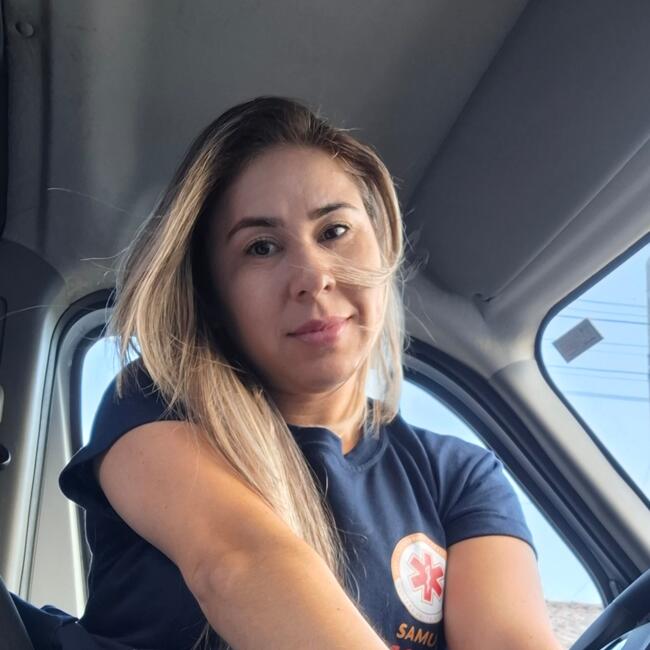 Babysitter in Paranaguá: Laine