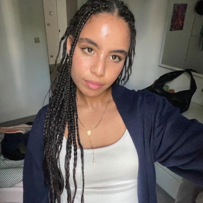 Babysitter in Aix-en-Provence: Lorna