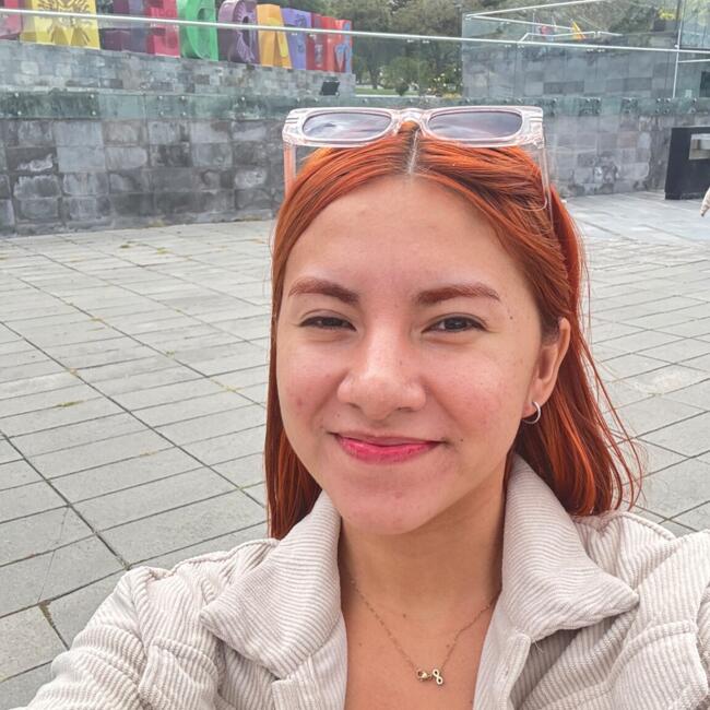 Babysitter in Manta: ANDREA