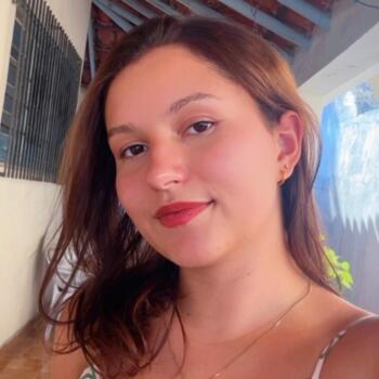 Babysitter em Leiria: Julia