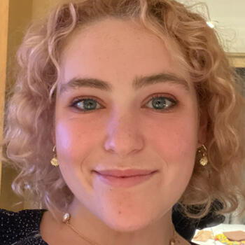 Babysitter in Edinburgh: Tilly